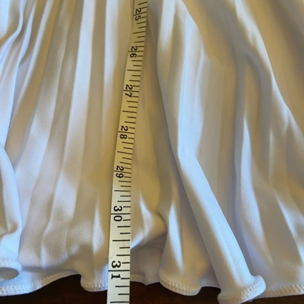 NWT Ellesse white size large Athletic dress buttons up pleated skirt,super cute - Picture 12 of 12
